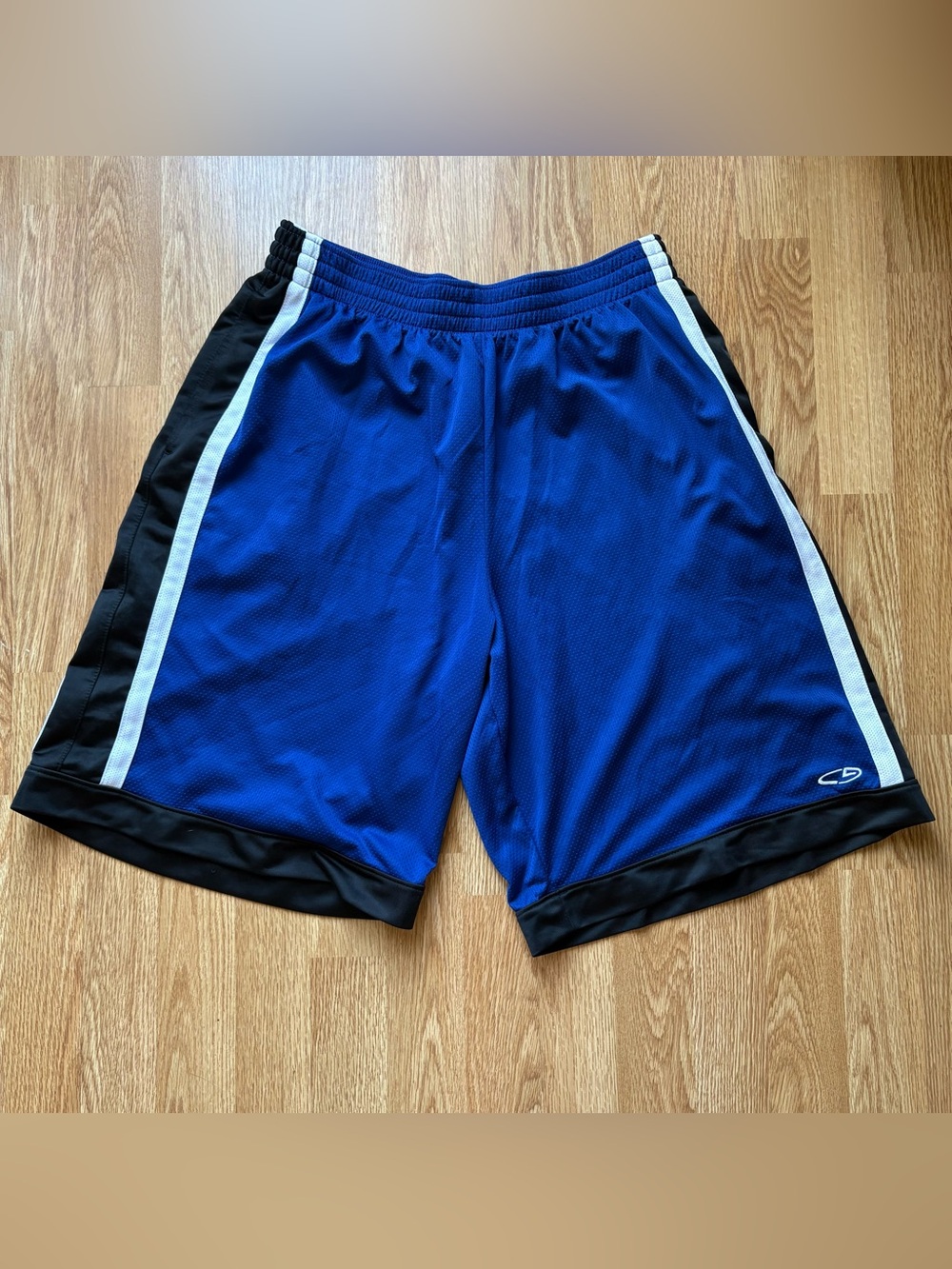 C9 by champion mesh basketball shorts size L blue